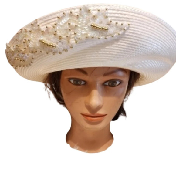 Vintage‎ embellished white hat - Picture 1 of 7